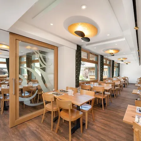 Otel Jungfrau Lodge, Annex Crystal 3*
