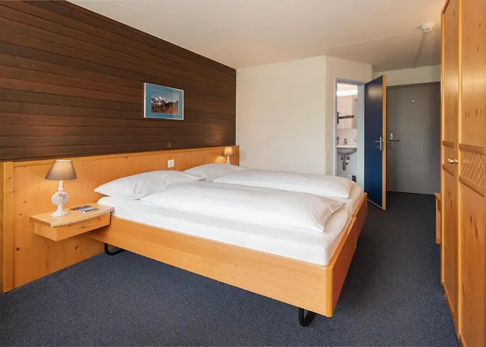 Jungfrau Lodge, Annex Crystal Hotel