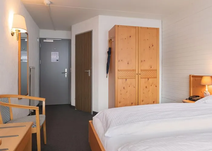 Jungfrau Lodge, Annex Crystal