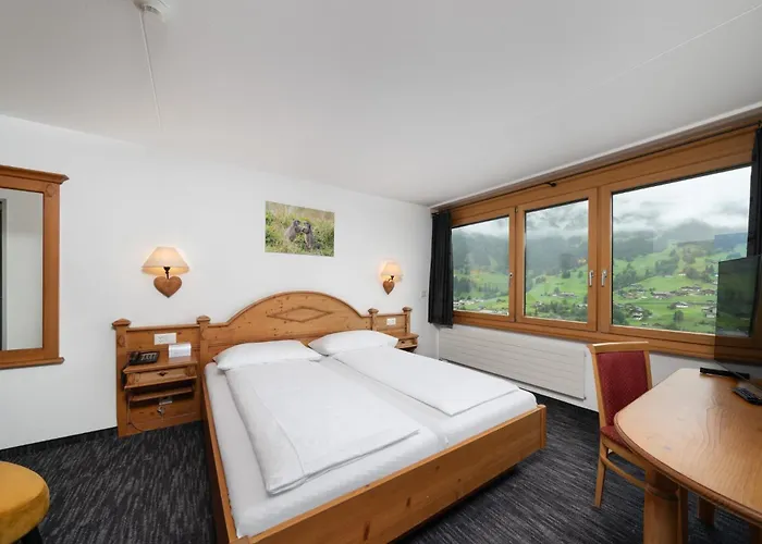 Jungfrau Lodge, Annex Crystal Szálloda