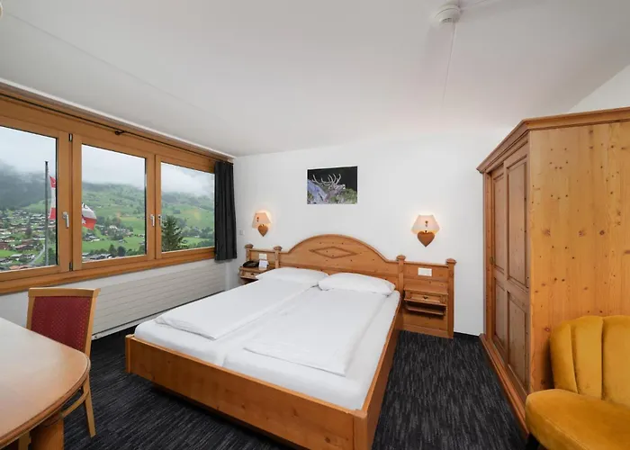 Jungfrau Lodge, Annex Crystal Szálloda 3*