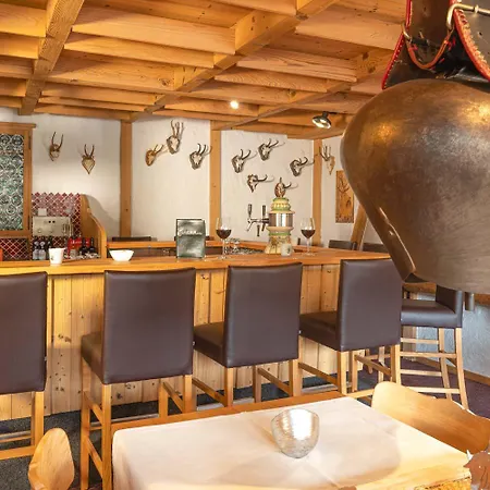 Jungfrau Lodge, Annex Crystal Отель