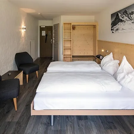 Jungfrau Lodge, Annex Crystal Отель 3*
